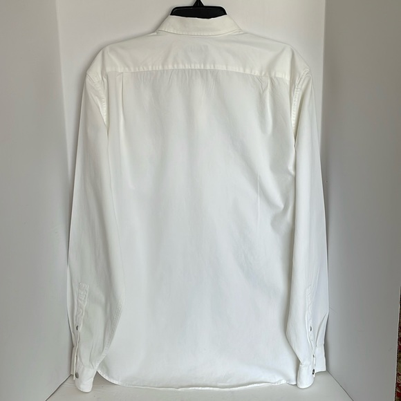 Eddie Bauer long sleeve white button down relaxed fit  shirt Men’s size L - Picture 2 of 15